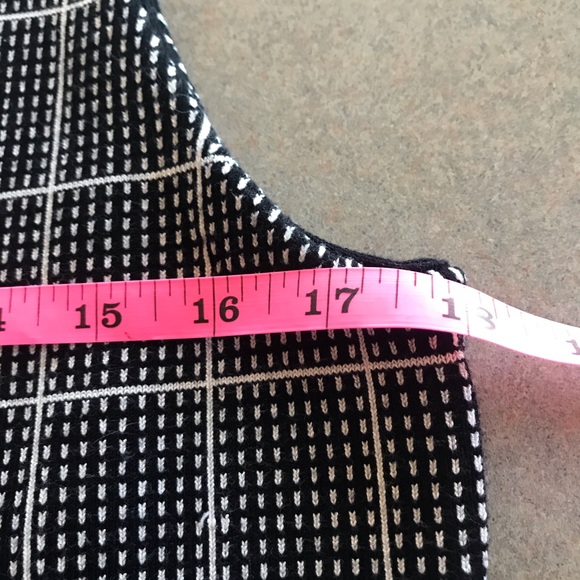 White House Black Market Peplum Sleeveless Medium - Picture 4 of 6